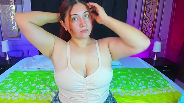 mishell lovely online show from October 29, 1:35 pm