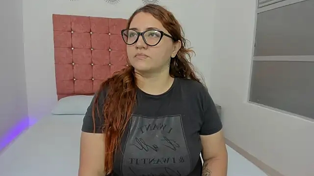 mishell lovely online show from March 10, 2:00 pm