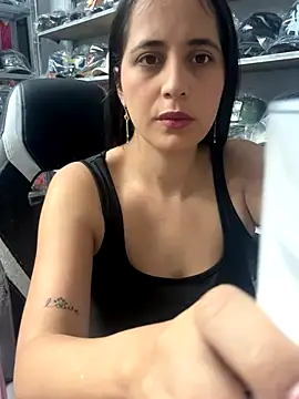 GiaDuque online show from September 24, 11:24 am