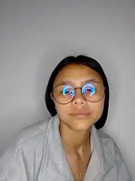 SofieLove 01 online show from February 13, 8:10 am