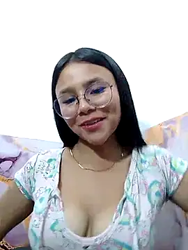 SofieLove 01 online show from May 17, 10:28 pm