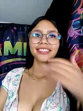 SofieLove 01 online show from May 18, 4:07 am