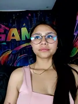 SofieLove 01 online show from May 20, 7:03 am