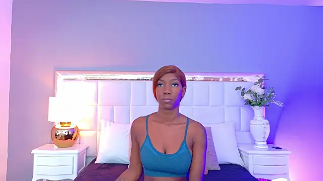 MadeleineHocker online show from September 27, 12:21 pm