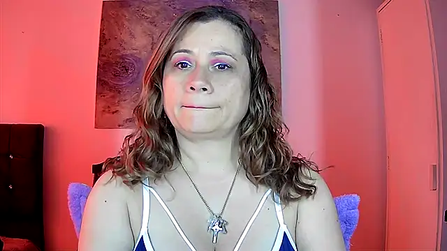 Snapshot of milagros_latina75 chatting on October 18, 1:56 pm milagros latina75 online show from October 18, 1:56 pm