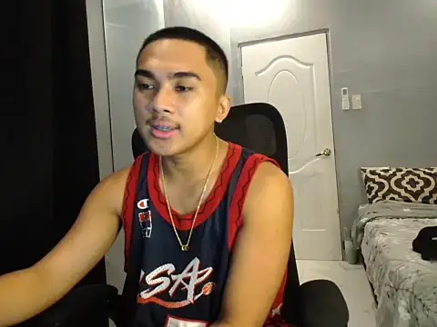 Snapshot of pinoyAdrianneXXX chatting on September 29, 12:05 am pinoyAdrianneXXX online show from September 29, 12:05 am