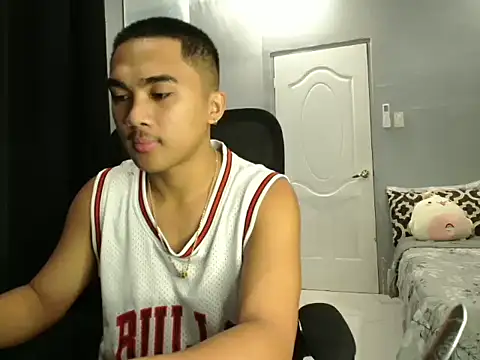 Snapshot of pinoyAdrianneXXX chatting on September 29, 10:25 pm pinoyAdrianneXXX online show from September 29, 10:25 pm