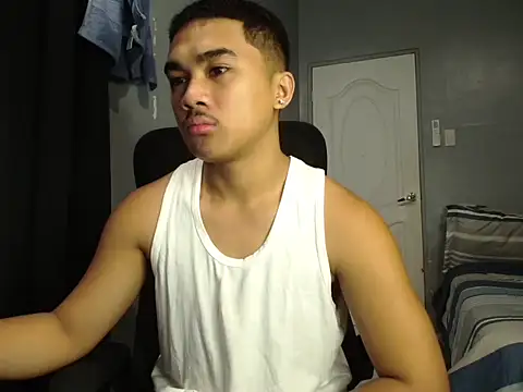 Snapshot of pinoyAdrianneXXX chatting on February 27, 11:38 pm pinoyAdrianneXXX online show from February 27, 11:38 pm