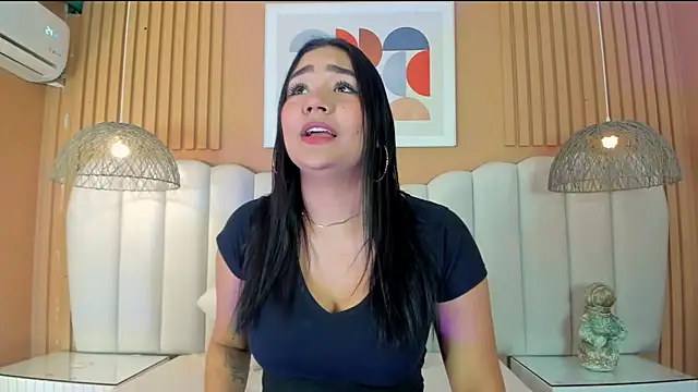 noa moon online show from November 28, 2:36 am