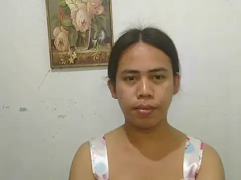 exoticpinay dolly online show from April 12, 1:10 am