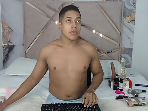 Boy-X- online show from September 19, 10:32 pm