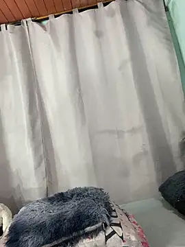 EVAH LEE  online show from March 11, 1:00 am