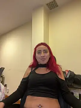 Snapshot of JuliethaDemon_ chatting on April 27, 2:15 pm JuliethaDemon online show from April 27, 2:15 pm