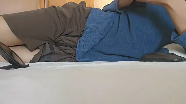 boy69horny online show from September 28, 12:21 pm