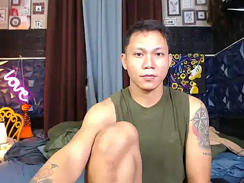 Snapshot of princenavheen chatting on November 4, 9:19 am princenavheen online show from November 4, 9:19 am