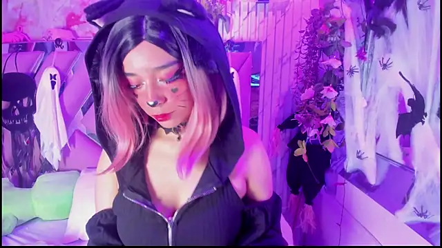 Snapshot of Akane_Hikari_ chatting on October 20, 5:30 am Akane Hikari online show from October 20, 5:30 am