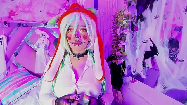 Snapshot of Akane_Hikari_ chatting on November 1, 6:15 am Akane Hikari online show from November 1, 6:15 am