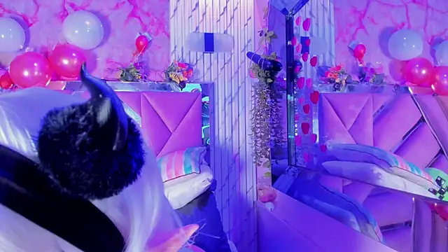 Snapshot of Akane_Hikari_ chatting on February 23, 4:32 am Akane Hikari online show from February 23, 4:32 am