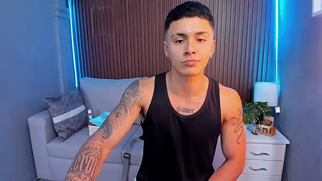 Leo santoro online show from September 26, 2:32 pm