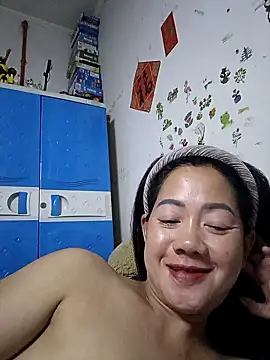 SweetASS6969 online show from April 18, 7:29 pm