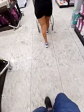 Snapshot of cicinha3657 chatting on March 23, 4:44 pm cicinha3657 online show from March 23, 4:44 pm