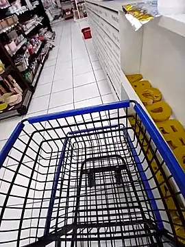 Snapshot of cicinha3657 chatting on April 1, 4:37 pm cicinha3657 online show from April 1, 4:37 pm