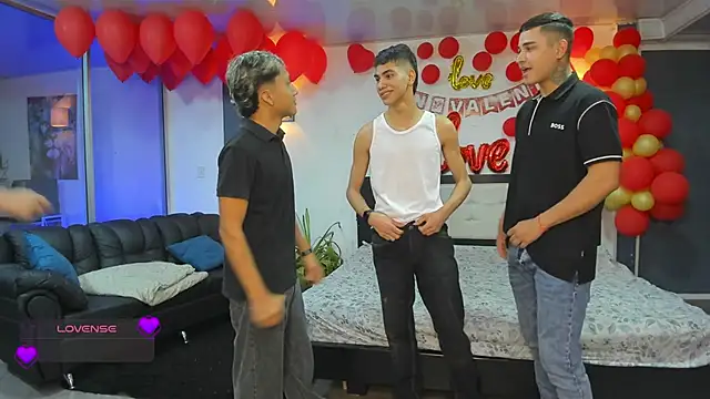 Snapshot of Bisexlifehot__ chatting on February 19, 11:23 pm Bisexlifehot online show from February 19, 11:23 pm