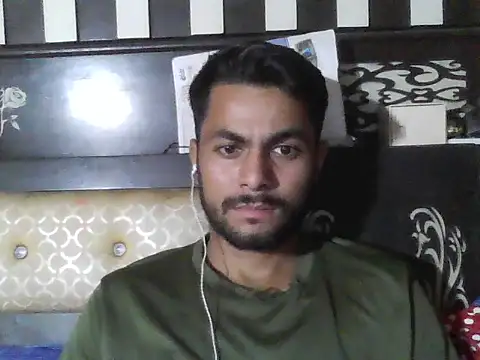 ursdreamperson online show from November 6, 2:29 pm