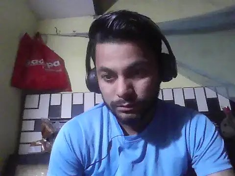 ursdreamperson online show from December 19, 3:24 am