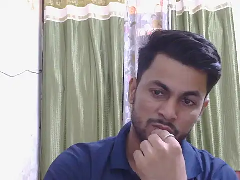 ursdreamperson online show from May 10, 1:11 am