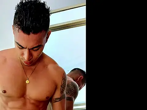 cristopher 22cm online show from January 9, 1:19 am