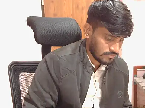 Snapshot of krishjaat43 chatting on November 25, 7:03 pm krishjaat43 online show from November 25, 7:03 pm