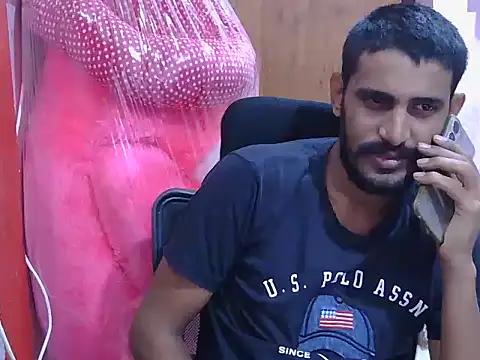 Snapshot of krishjaat43 chatting on January 9, 1:36 pm krishjaat43 online show from January 9, 1:36 pm