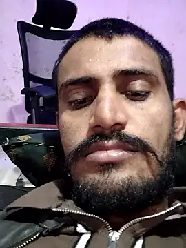 Snapshot of krishjaat43 chatting on January 11, 12:21 pm krishjaat43 online show from January 11, 12:21 pm