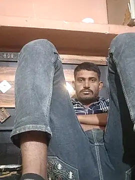 Snapshot of krishjaat43 chatting on February 16, 4:19 am krishjaat43 online show from February 16, 4:19 am