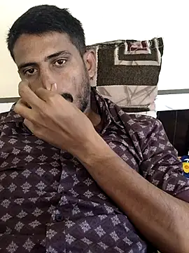 krishjaat43 online show from February 24, 8:12 am