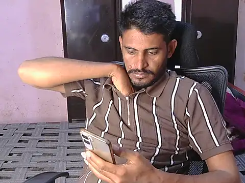 krishjaat43 online show from March 6, 10:39 pm