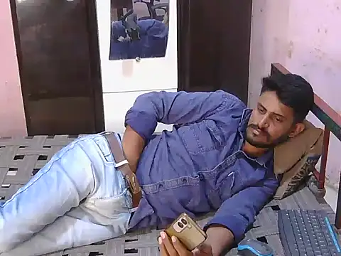 krishjaat43 online show from May 3, 8:15 pm