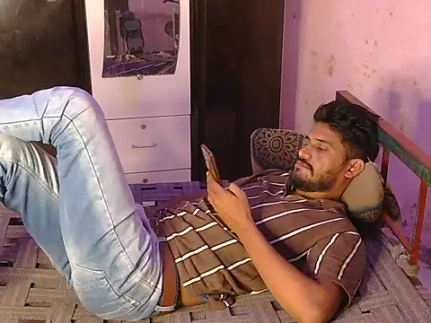 krishjaat43 online show from May 11, 5:13 am