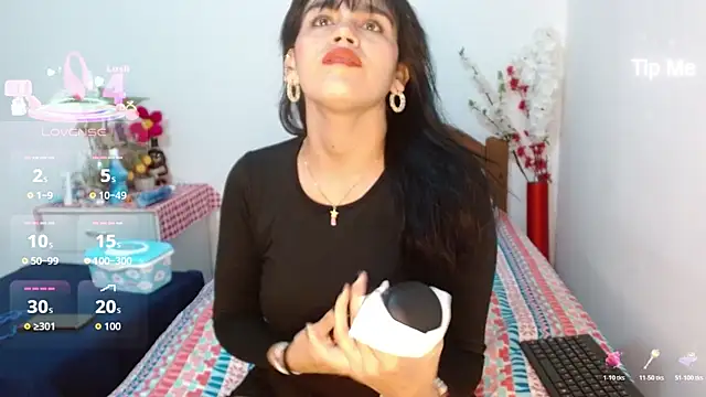 Snapshot of angelly__kate chatting on February 20, 1:46 am angelly kate online show from February 20, 1:46 am