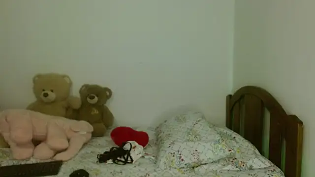 Snapshot of angelly__kate chatting on March 6, 2:30 am angelly kate online show from March 6, 2:30 am