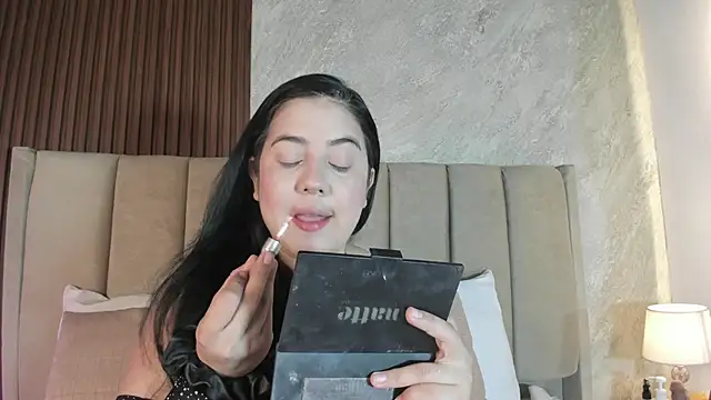  Cris Spicy  online show from May 16, 6:39 pm