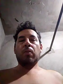 Snapshot of Lujor chatting on April 16, 11:51 pm Lujor online show from April 16, 11:51 pm