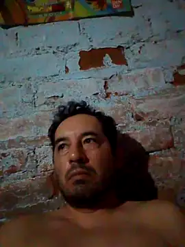Snapshot of Lujor chatting on April 21, 1:42 am Lujor online show from April 21, 1:42 am