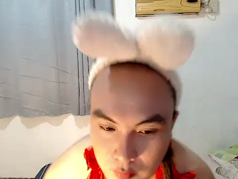 asianayumi online show from April 30, 12:44 pm