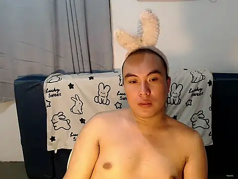 asianayumi online show from May 17, 4:36 pm