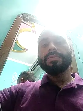 Snapshot of amitkumarkangra chatting on September 26, 12:47 am amitkumarkangra online show from September 26, 12:47 am