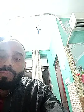 Snapshot of amitkumarkangra chatting on October 7, 12:41 am amitkumarkangra online show from October 7, 12:41 am