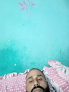 Snapshot of amitkumarkangra chatting on October 25, 8:22 am amitkumarkangra online show from October 25, 8:22 am