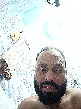 Snapshot of amitkumarkangra chatting on October 26, 1:11 am amitkumarkangra online show from October 26, 1:11 am